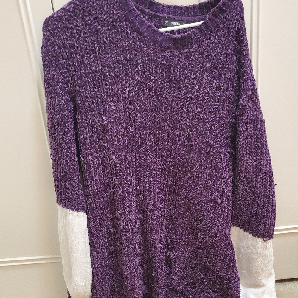 Sweaters - Picture 8 of 9